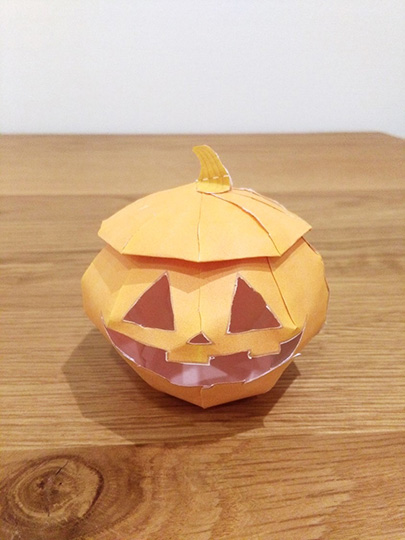 ハロウィン　かぼちゃ　ペーパークラフト