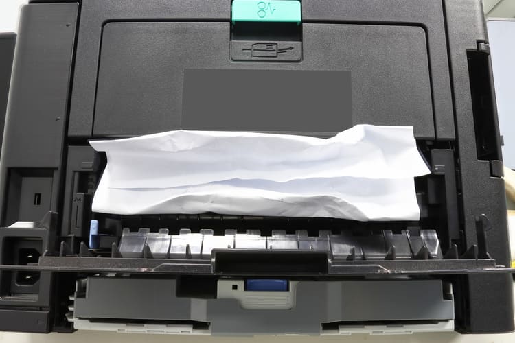 エプソンプリンターの紙詰まりの対処方法